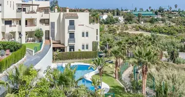 2 bedroom apartment in Estepona, Spain