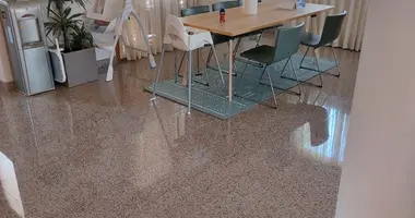 Mieszkanie 3 pokoi w Apesia, Cypr