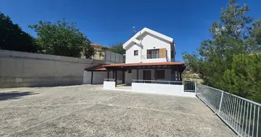 Haus 4 Schlafzimmer in Ayios Amvrosios, Zypern