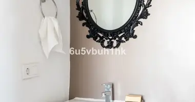 Apartamento 4 habitaciones en San Pedro Alcantara, Španjolska