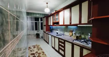 Wohnung 4 zimmer in Muratpasa, Türkei