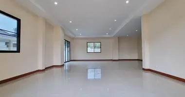 Dom 5 pokojów w Pong, Tajlandia