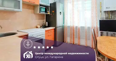 Apartamento 3 habitaciones en Slutsk, Belarús