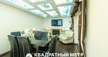 Wohnung 3 zimmer in Minsk, Belarus