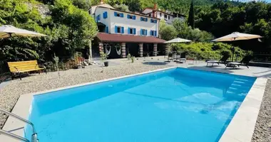 Villa 4 chambres dans Grad Opatija, Croatie