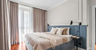 Wohnung 4 zimmer in Warschau, Polen
