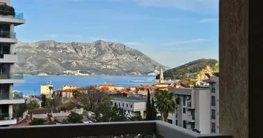 Mieszkanie 3 pokoi w Budva, Czarnogóra