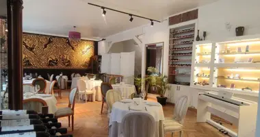 Коммерческое помещение 200 м² в Тбилиси, Грузия