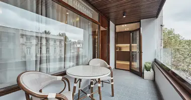 Mieszkanie 3 pokoi w Madryt, Hiszpania