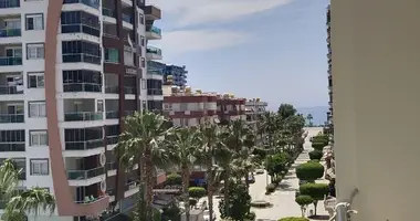 Mieszkanie 3 pokoi w Mahmutlar, Turcja