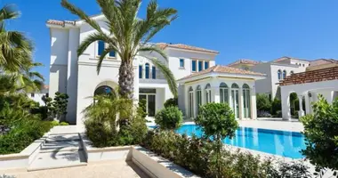 5 bedroom apartment in Larnaca, Cyprus