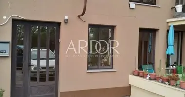 Oficina 30 m² en Grad Rijeka, Croacia