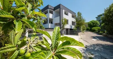 Hotel 300 m² in Dramalj, Kroatien