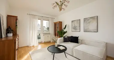 Квартира 2 комнаты в Варшава, Польша