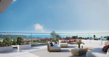 3 bedroom apartment in Estepona, Spain