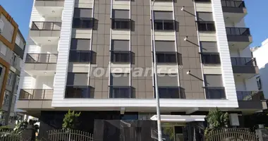Wohnung 2 zimmer in Konyaalti, Türkei