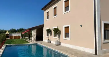Villa 4 bedrooms in Grad Novigrad, Croatia