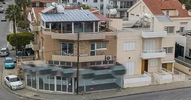 Commercial property 119 m² in Kato Polemidion Municipality, Cyprus
