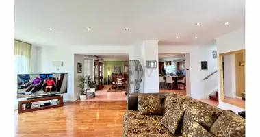 Apartamento 5 habitaciones en Grad Kastav, Croacia