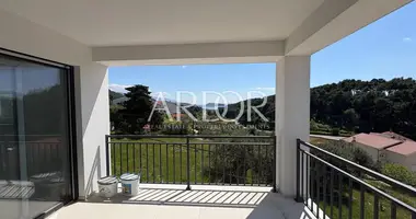 Apartamento 3 habitaciones en Banjol, Croacia