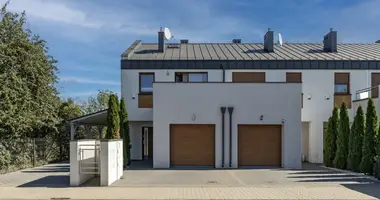 Maison dans Wrzesnia, Pologne