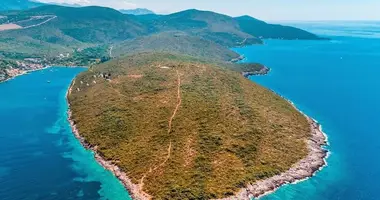 Участок земли в Черногория
