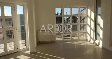 Офис 113 м² в Кастав, Хорватия