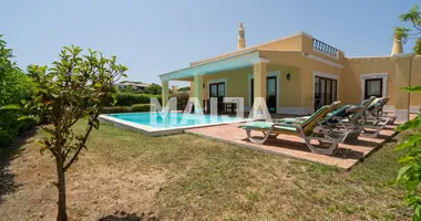 4 bedroom house in Luz, Portugal