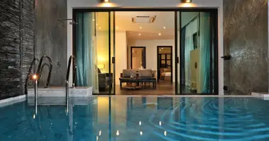 Villa 3 chambres dans Chalong, Thaïlande