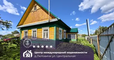 Casa en Bucacinski sielski Saviet, Belarús