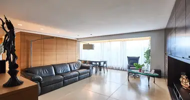 Apartamento 5 habitaciones en Riga, Letonia