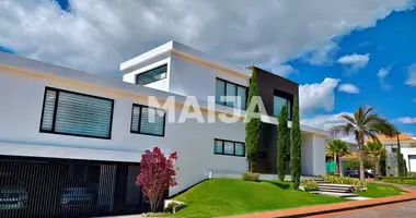 Casa 7 habitaciones en Tumbaco, Ecuador