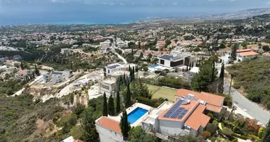 Villa in Kamares, Zypern