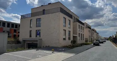 Квартира 3 комнаты в Варшава, Польша