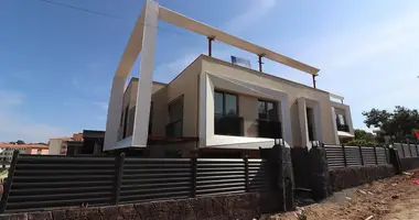 Дом 7 комнат в Мезитли, Турция