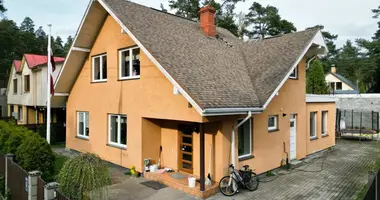 4 bedroom house in Jurmala, Latvia