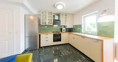 Commercial property 79 m² in Lubon, Poland