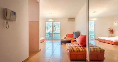Apartment in Dobrota, Montenegro