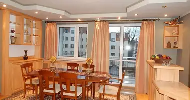 Apartamento 4 habitaciones en Varsovia, Polonia