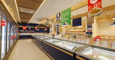 Shop 211 m² in Barcelona, Spain