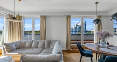 Apartamento 3 habitaciones en Varsovia, Polonia