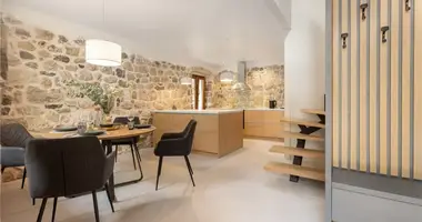 Casa 2 habitaciones en Skaljari, Montenegro