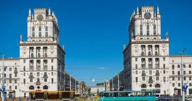 Apartamento 4 habitaciones en Minsk, Belarús