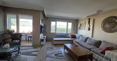 Mieszkanie 4 pokoi w Azerbaycan Bulvari, Turcja