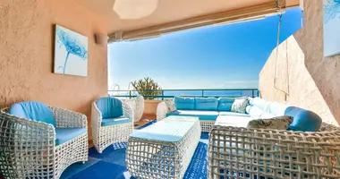 2 bedroom apartment in Alicante, Spain