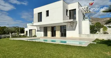 Villa 4 bedrooms in Finestrat, Spain