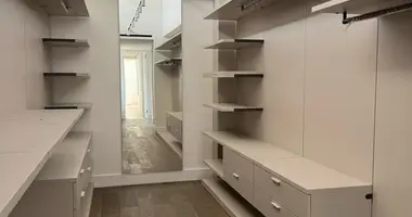 Haus 7 Schlafzimmer in Strovolos, Zypern