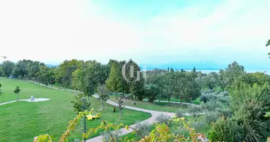 Квартира 5 комнат в Desenzano del Garda, Италия