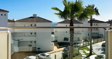 2 bedroom apartment in Manilva, Spain