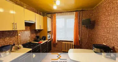 Apartamento 3 habitaciones en Slutsk, Belarús